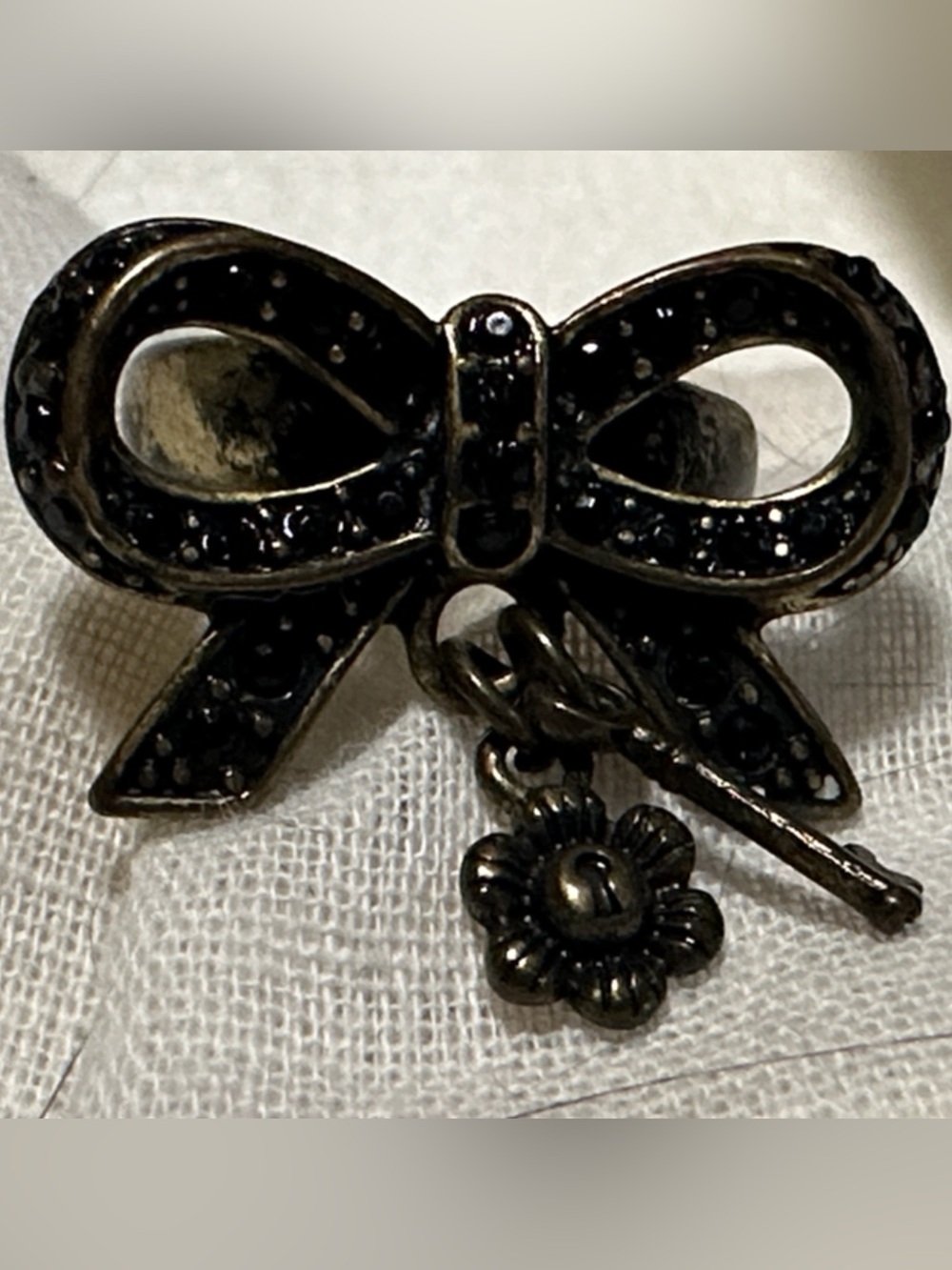 Disney Rare Minnie Mouse Bow Ring with Black Rhinestone and Key & Flower Charms